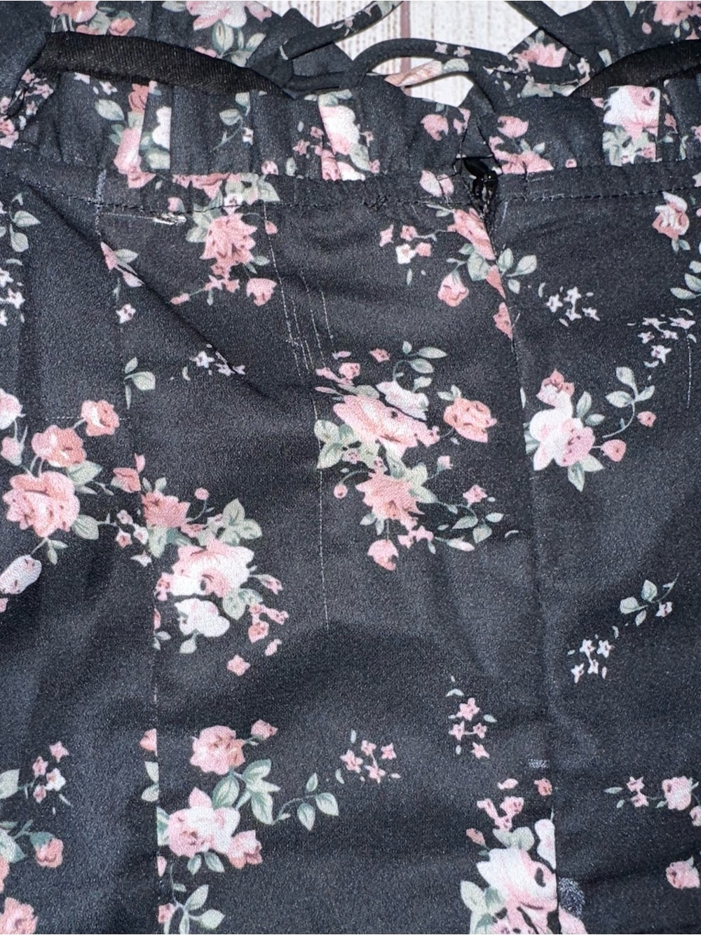 Floral Ruched Dress - Picture 11 of 11